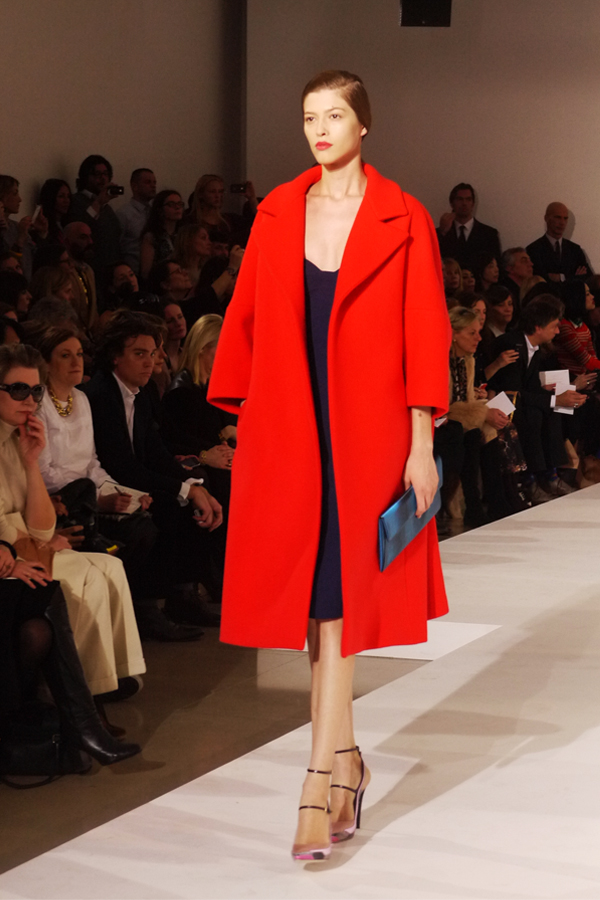Jil Sander Milan Fashion Week 2012, show สุดท้ายของ Raf Simoms Jil Sander Milan Fashion Week 2012, show สุดท้ายของ Raf Simoms